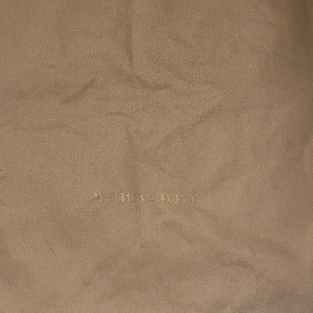 Burberry Medium Banner Purse Burgundy - Picture 4 of 5